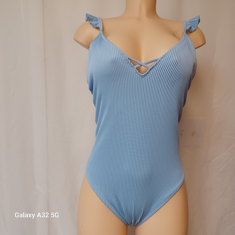 Hollister Blue Bikini Swimsuit With V-Neck and Bow Straps Size M